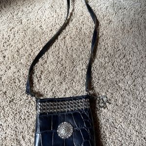 Small shoulder bag in faux reptile w sequins